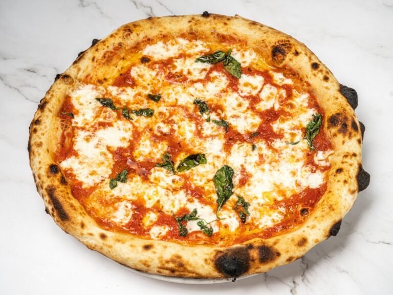Top Italian Pizza Styles and Their Origins